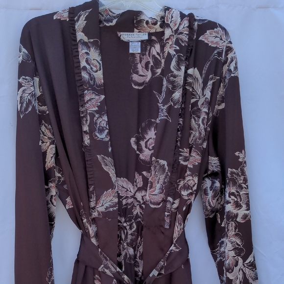 Morgan Taylor Other - Morgan Taylor Matching Floral Brown Nighty & Robe XL  New w/tags